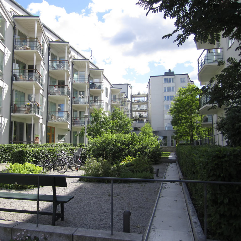 apartments for the courtyard